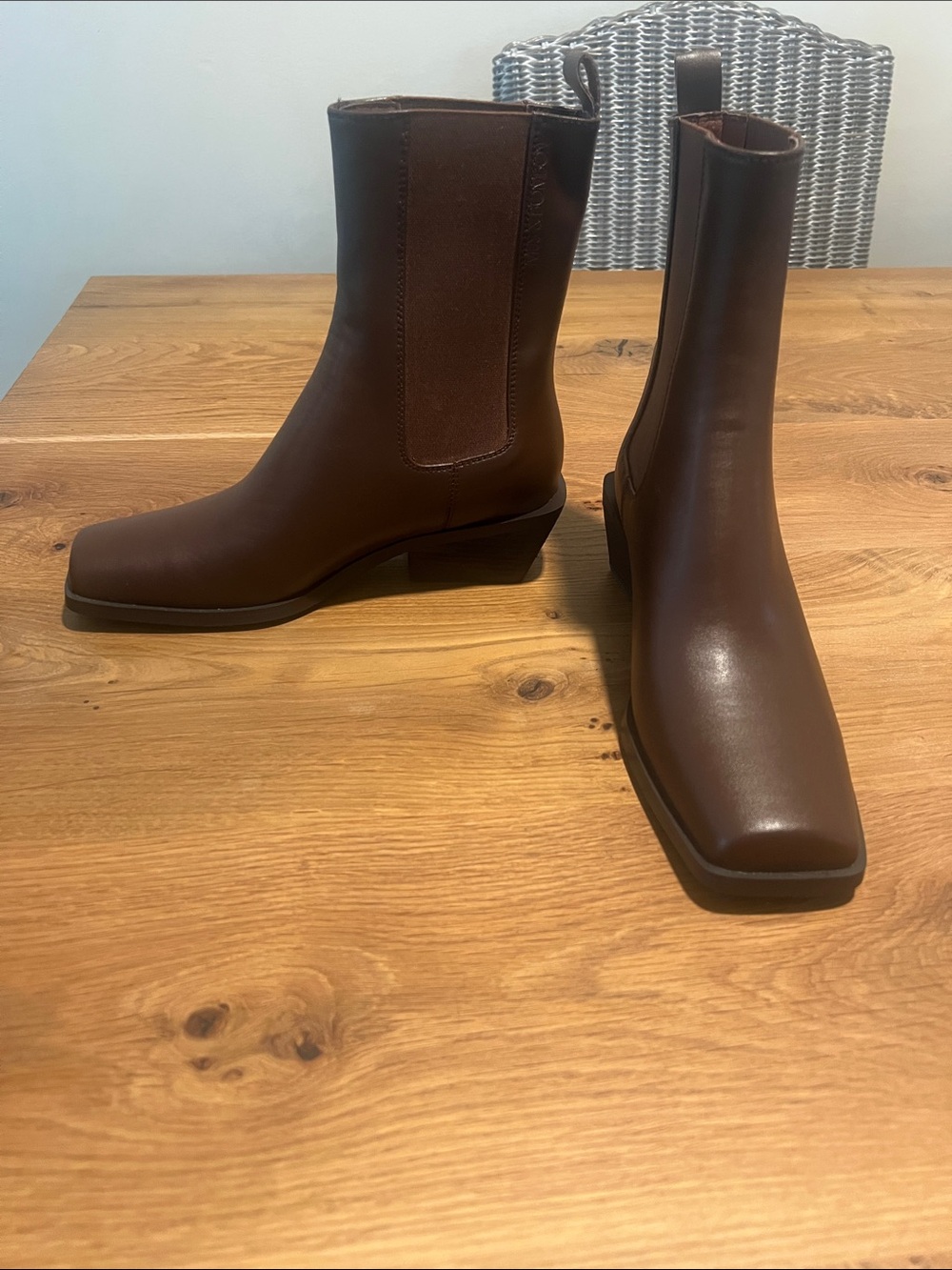 Mus & Bombon Taku Brown Leather Square Toe Chelsea Ankle Boots EU 38 US 7.5 NWT